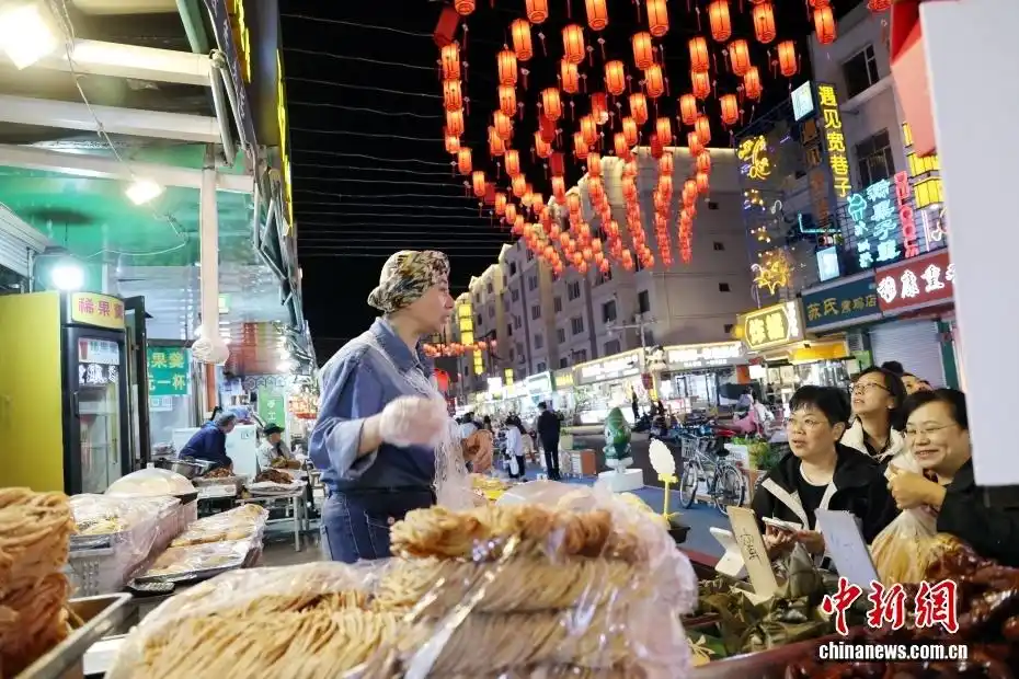 内蒙古呼和浩特：塞上青城 烟火可亲